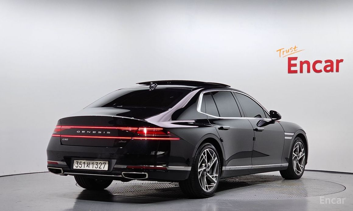  Genesis G90