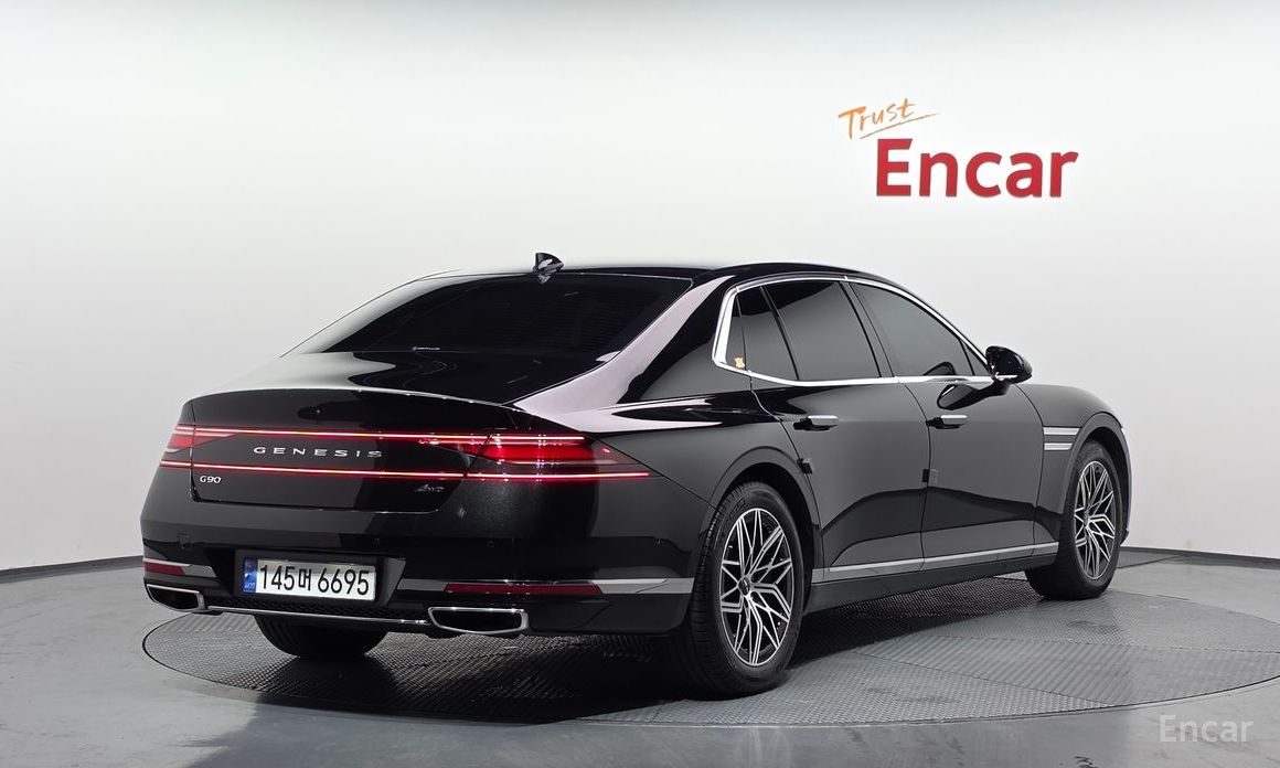  Genesis G90