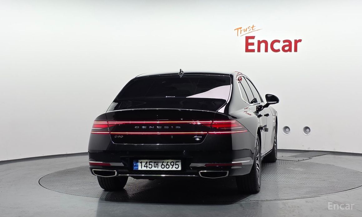  Genesis G90