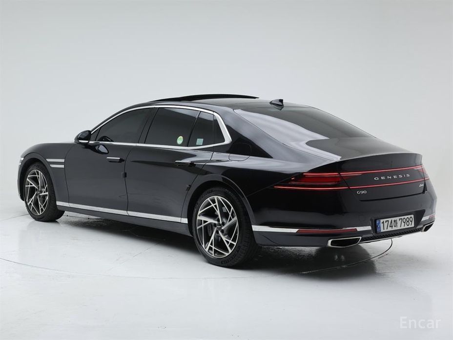  Genesis G90