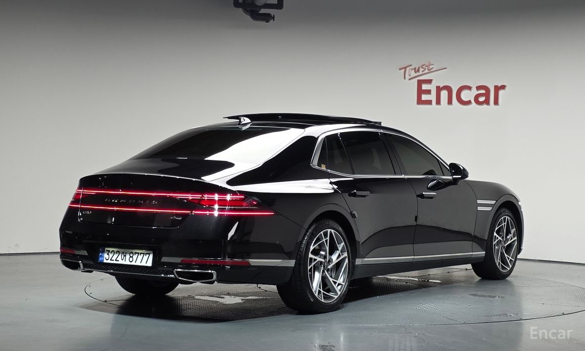  Genesis G90