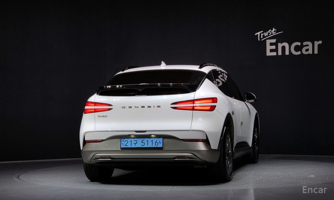  Genesis GV60