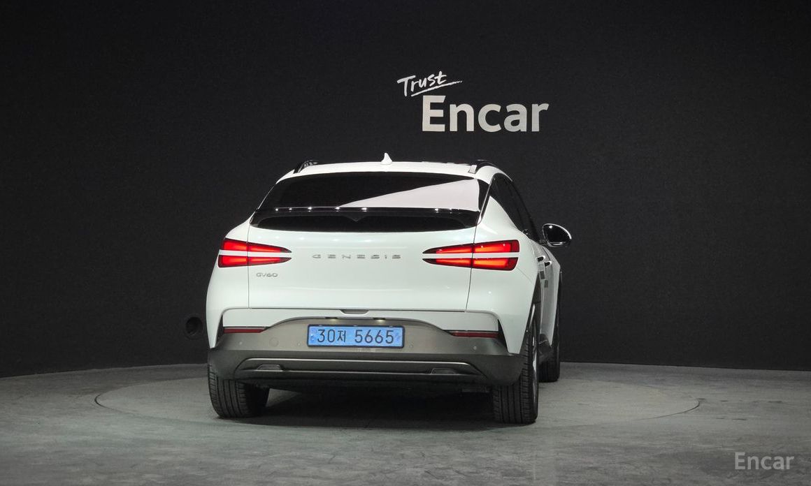  Genesis GV60