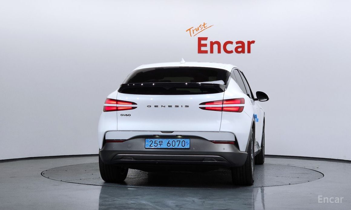  Genesis GV60