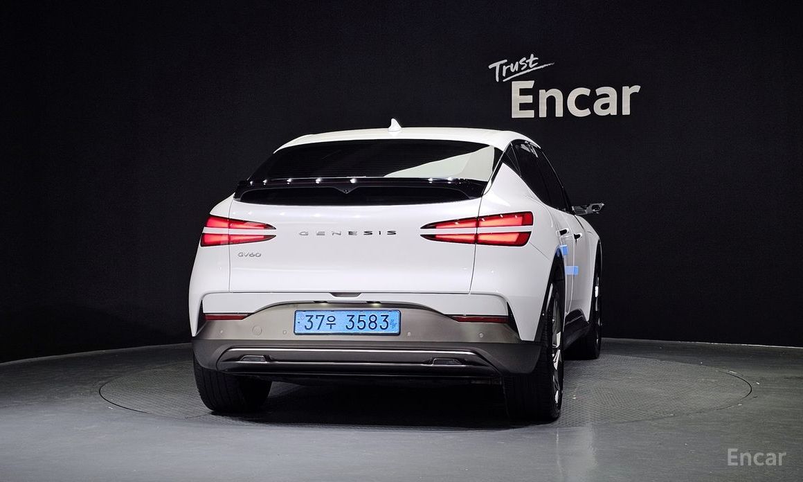  Genesis GV60