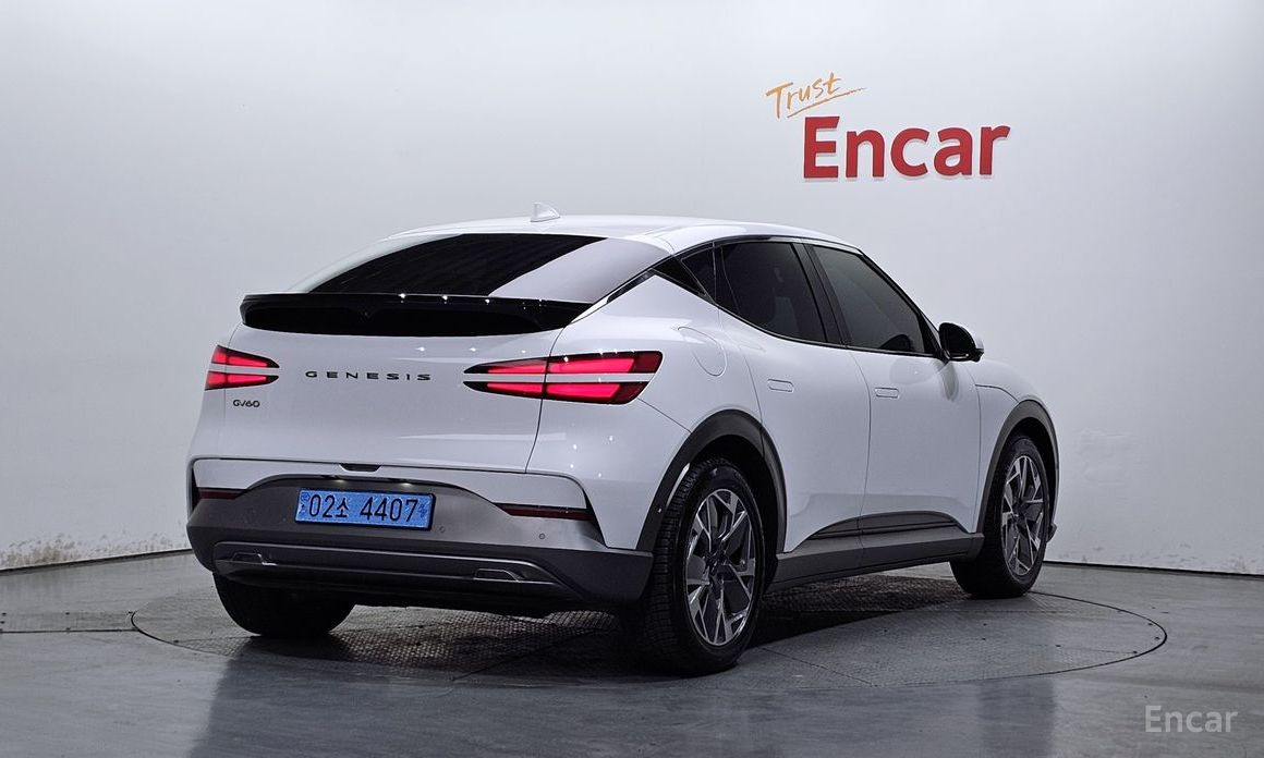  Genesis GV60