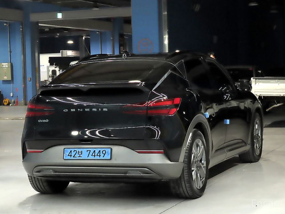  Genesis GV60