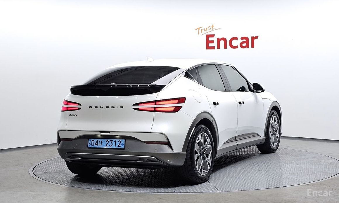  Genesis GV60