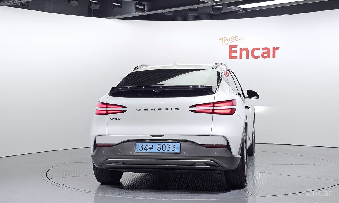  Genesis GV60