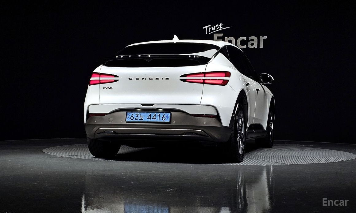  Genesis GV60