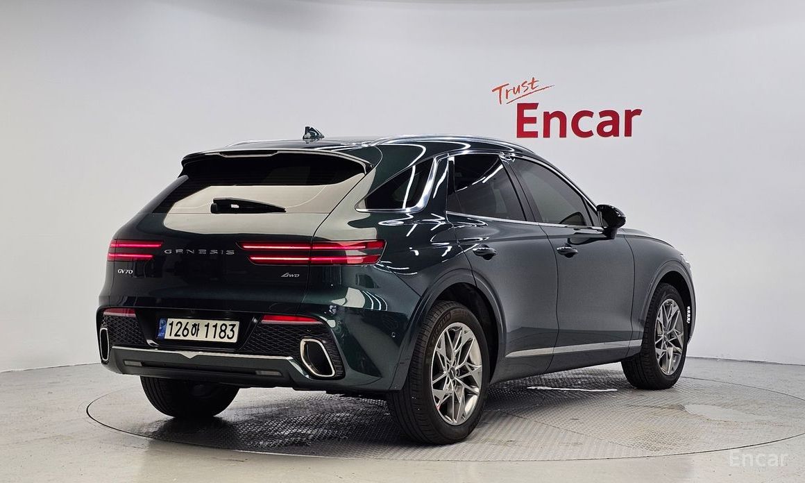 Genesis GV70