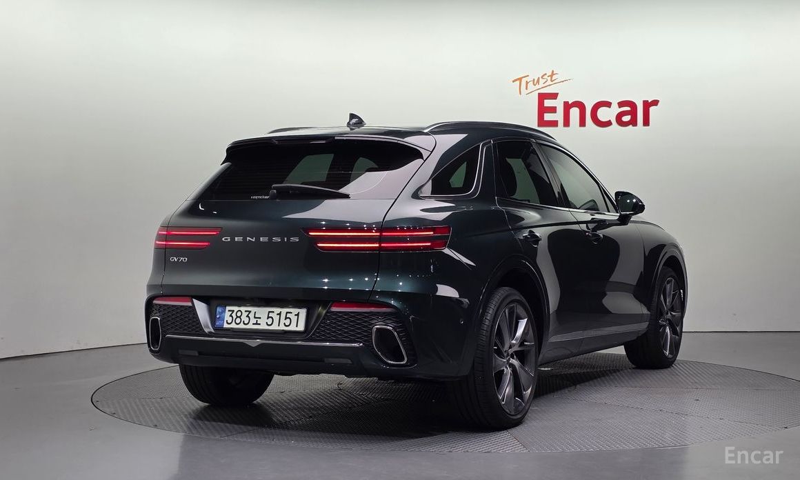  Genesis GV70