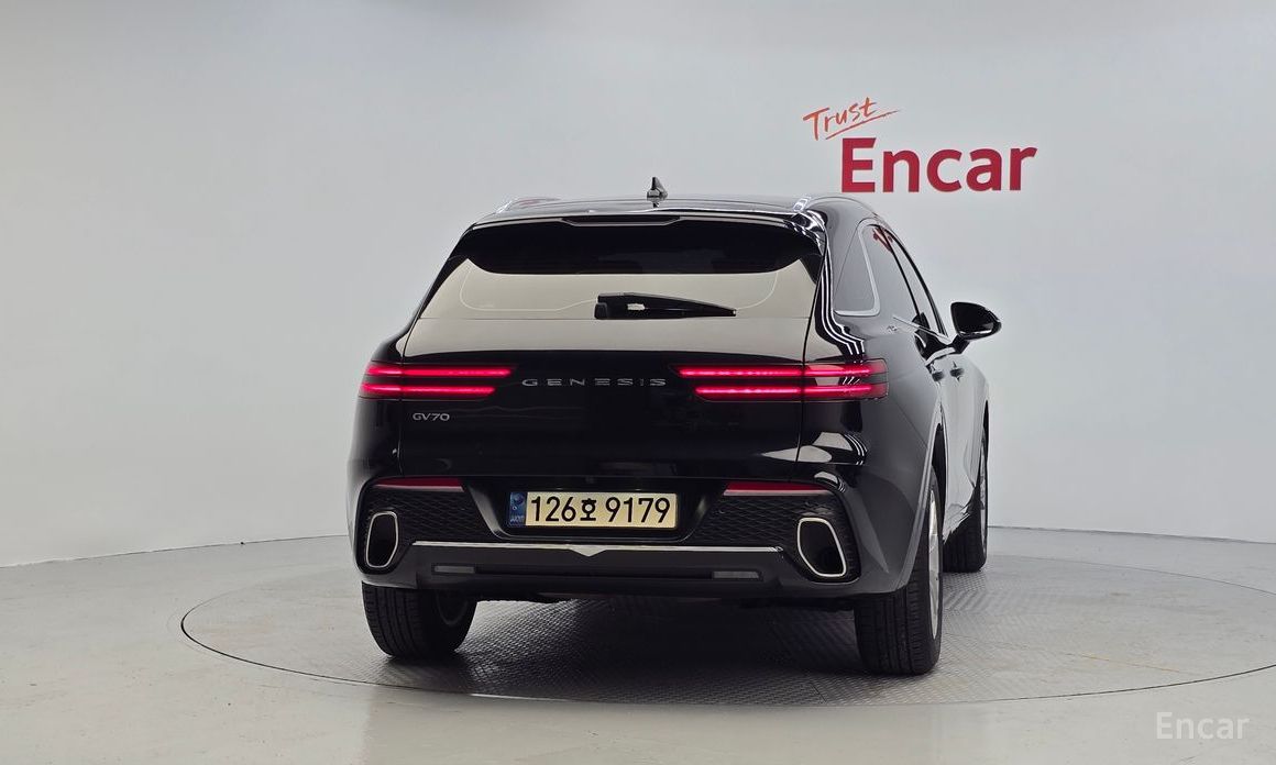  Genesis GV70