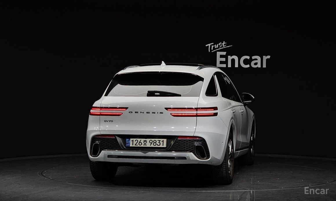  Genesis GV70