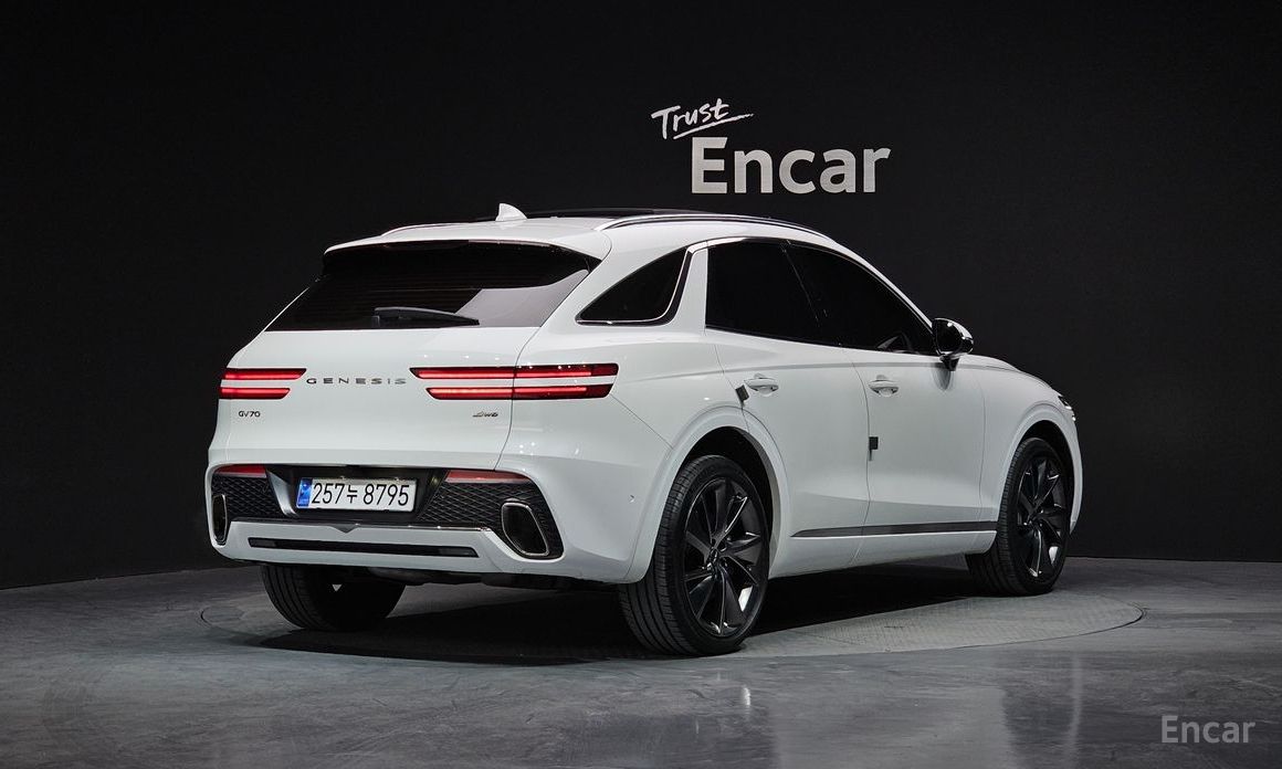  Genesis GV70
