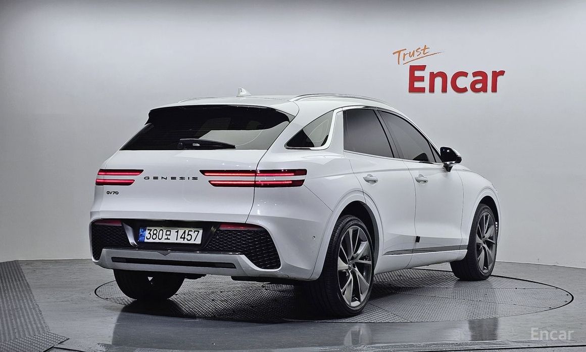  Genesis GV70