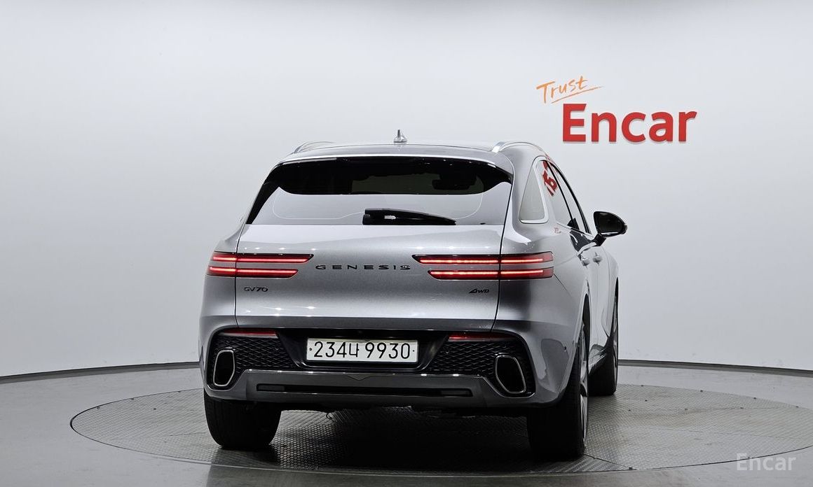  Genesis GV70