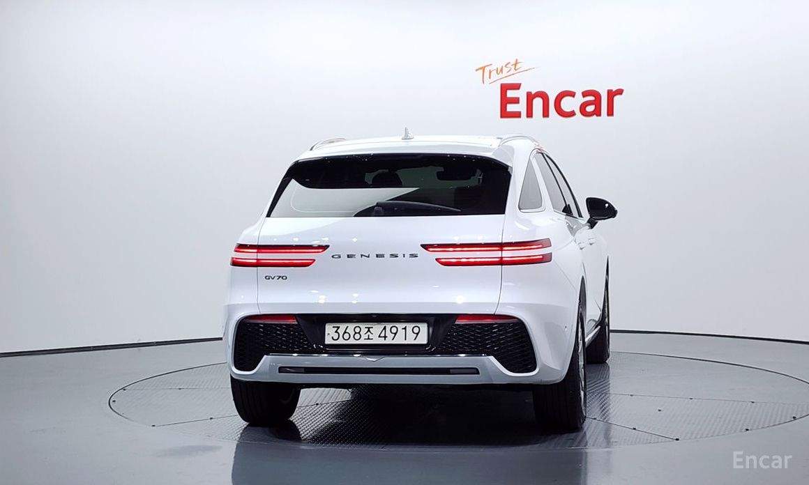  Genesis GV70