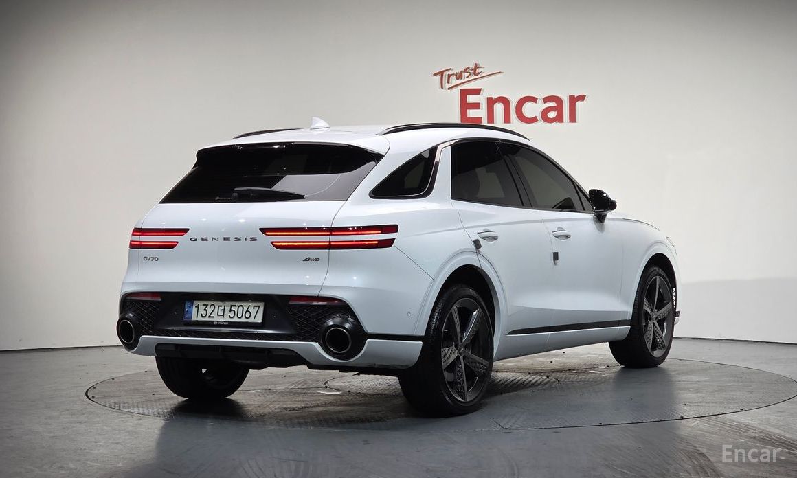  Genesis GV70