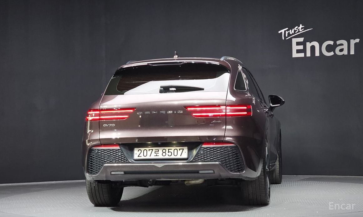  Genesis GV70