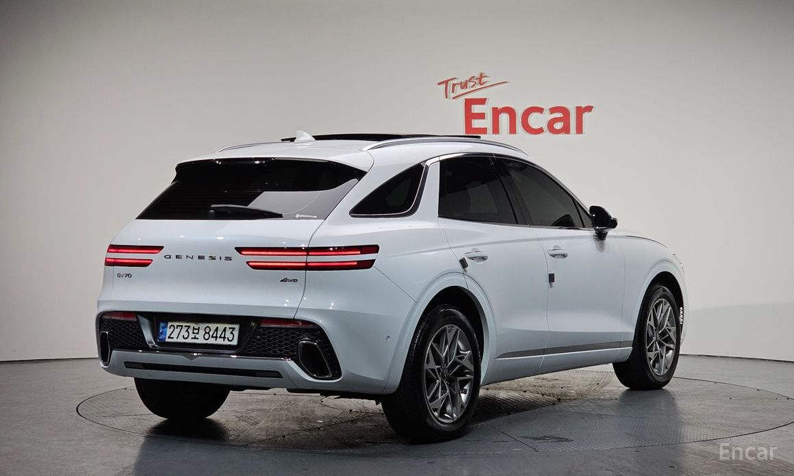  Genesis GV70