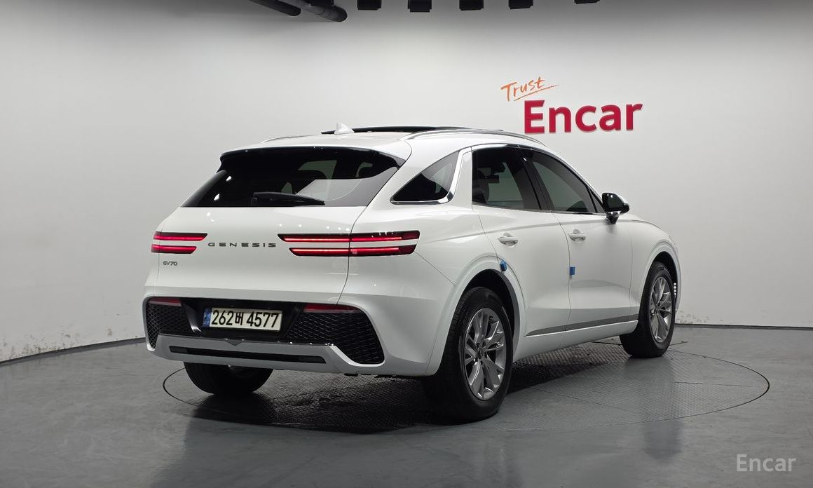  Genesis GV70