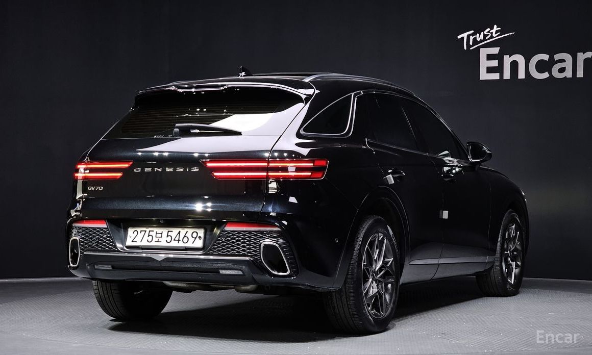  Genesis GV70