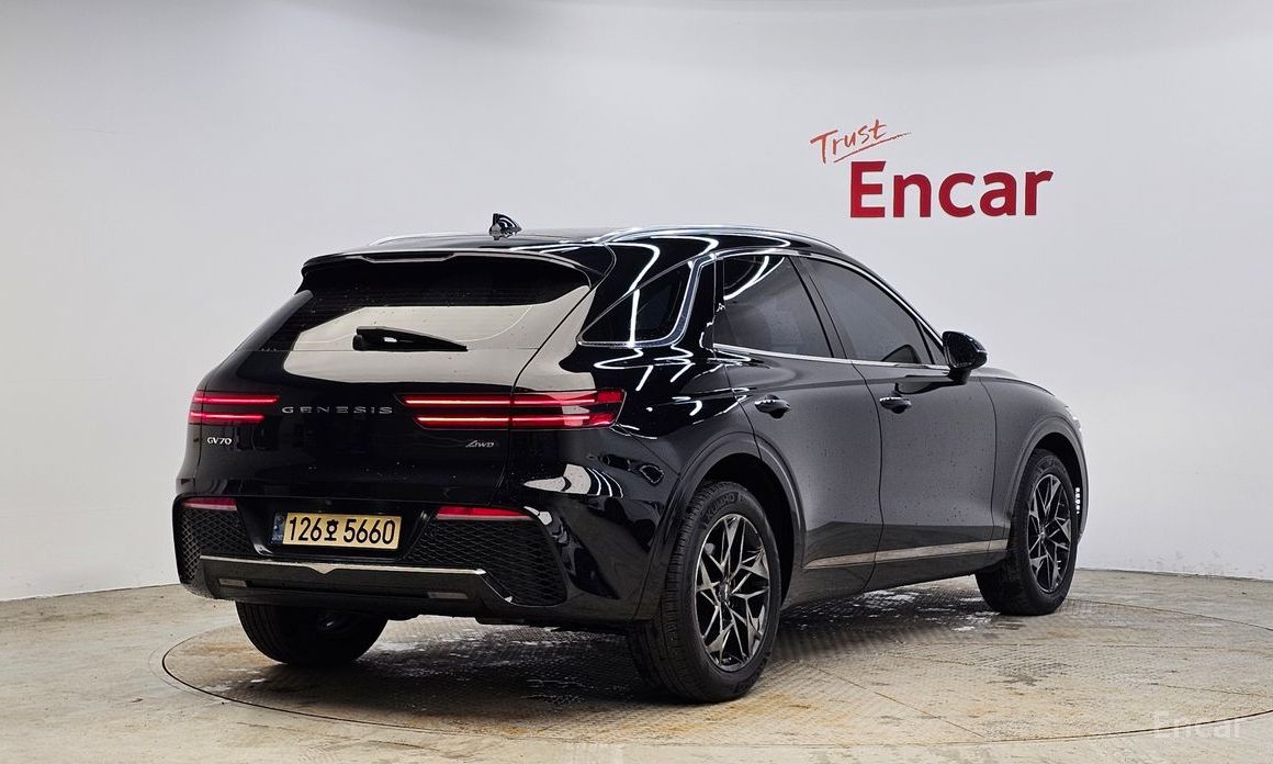  Genesis GV70