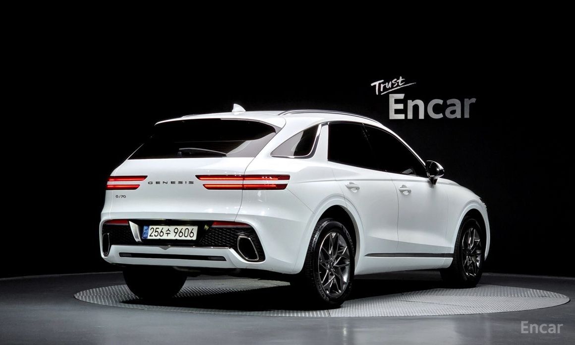  Genesis GV70
