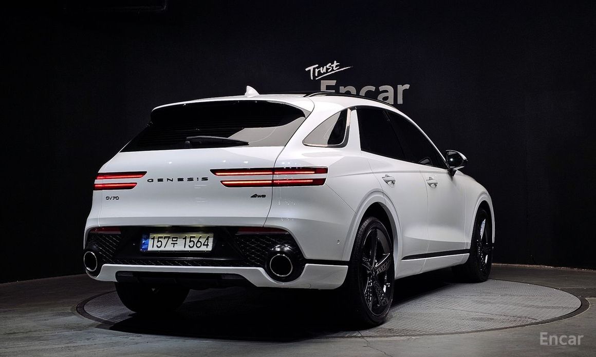  Genesis GV70