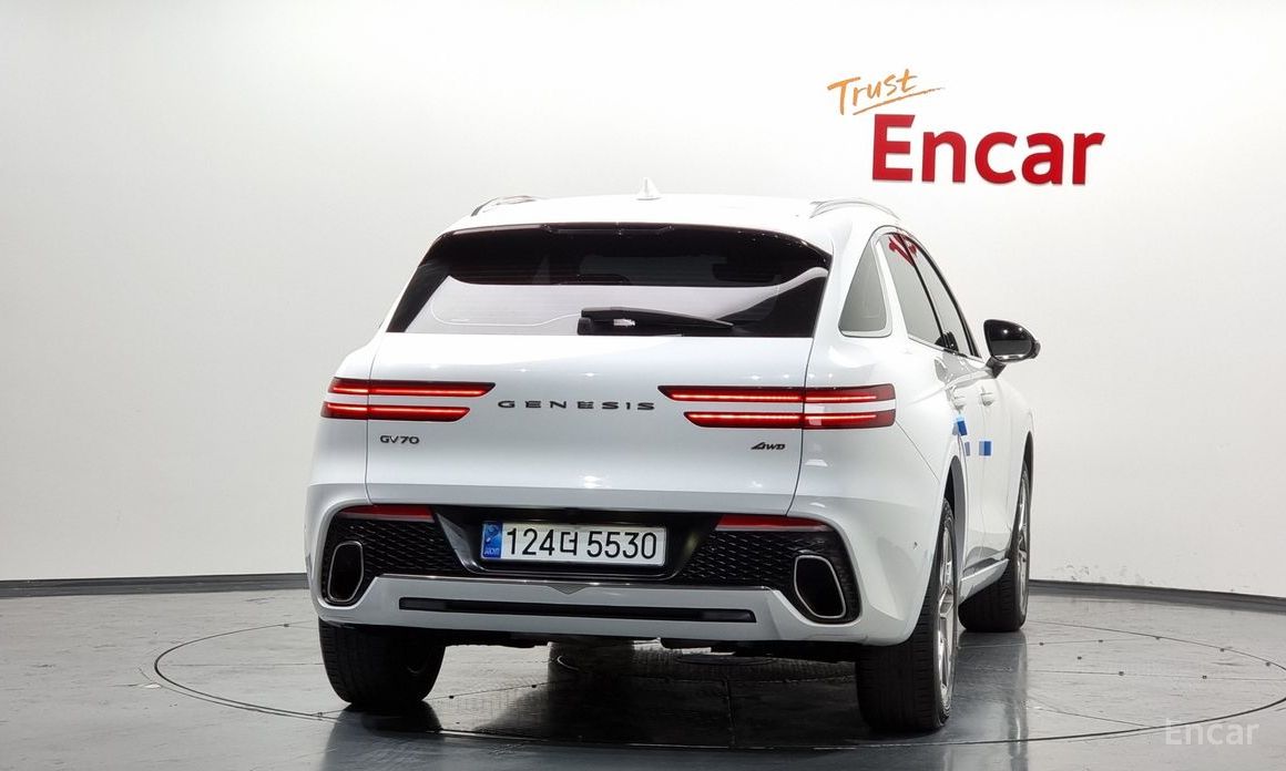  Genesis GV70