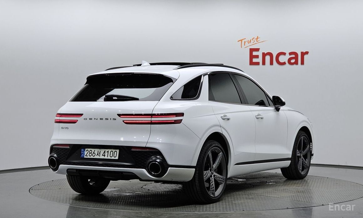  Genesis GV70