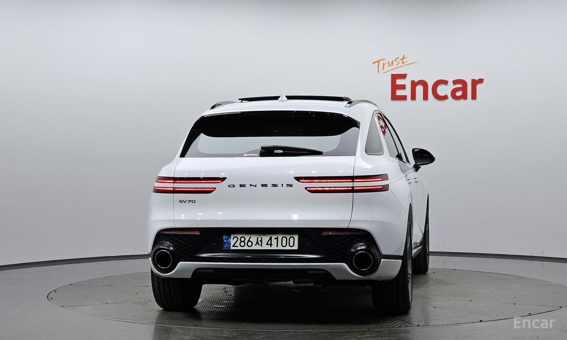  Genesis GV70