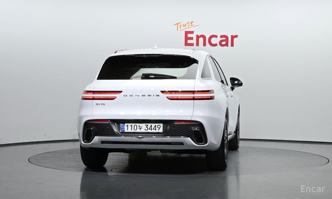  Genesis GV70