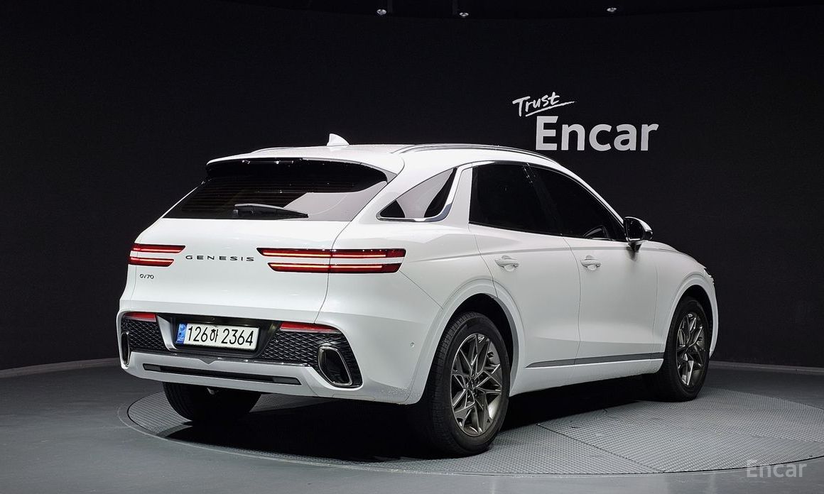 Genesis GV70