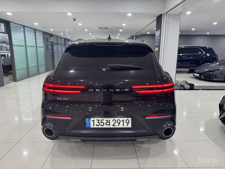  Genesis GV70