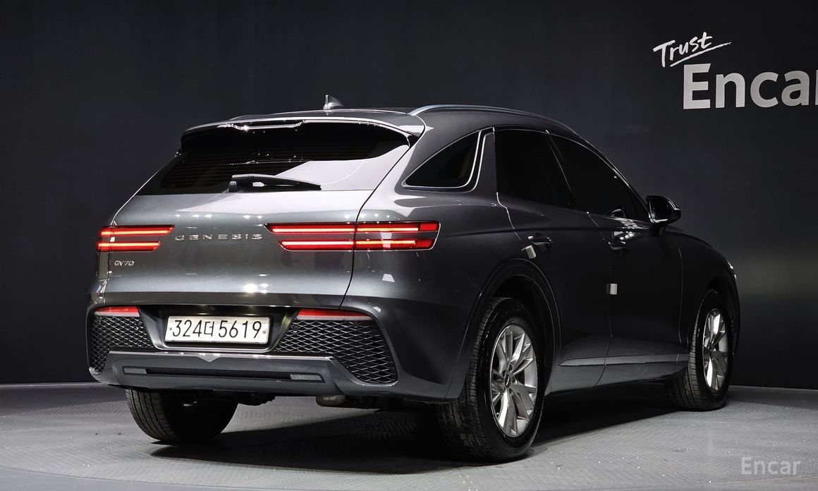  Genesis GV70