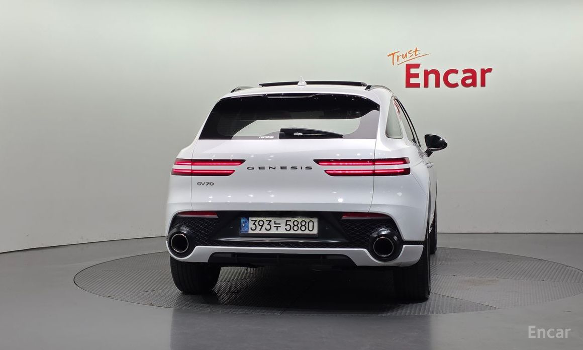  Genesis GV70