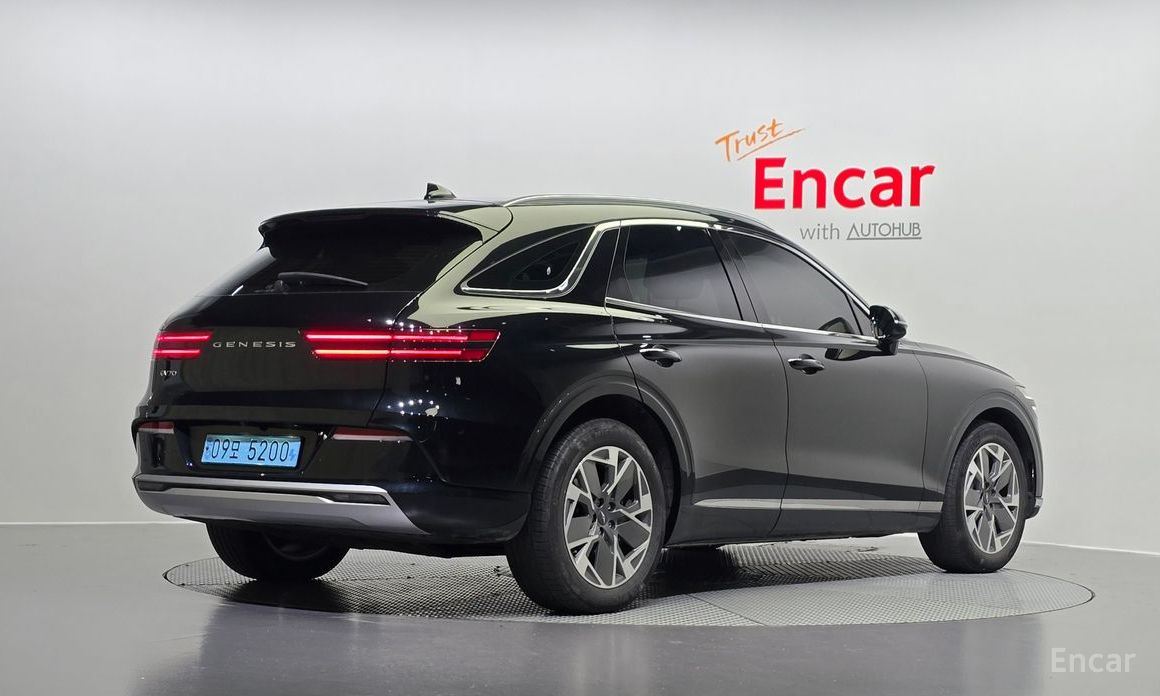  Genesis GV70