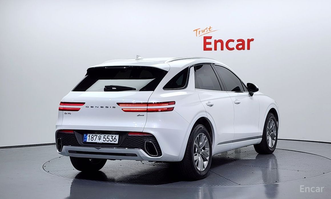  Genesis GV70
