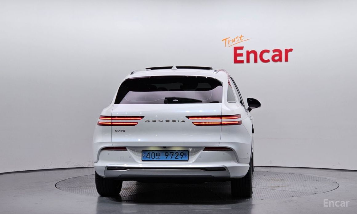  Genesis GV70