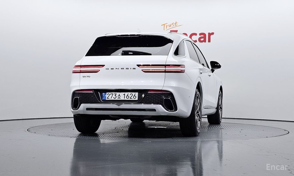  Genesis GV70