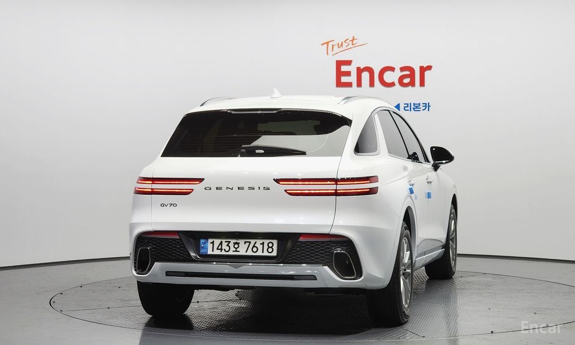  Genesis GV70