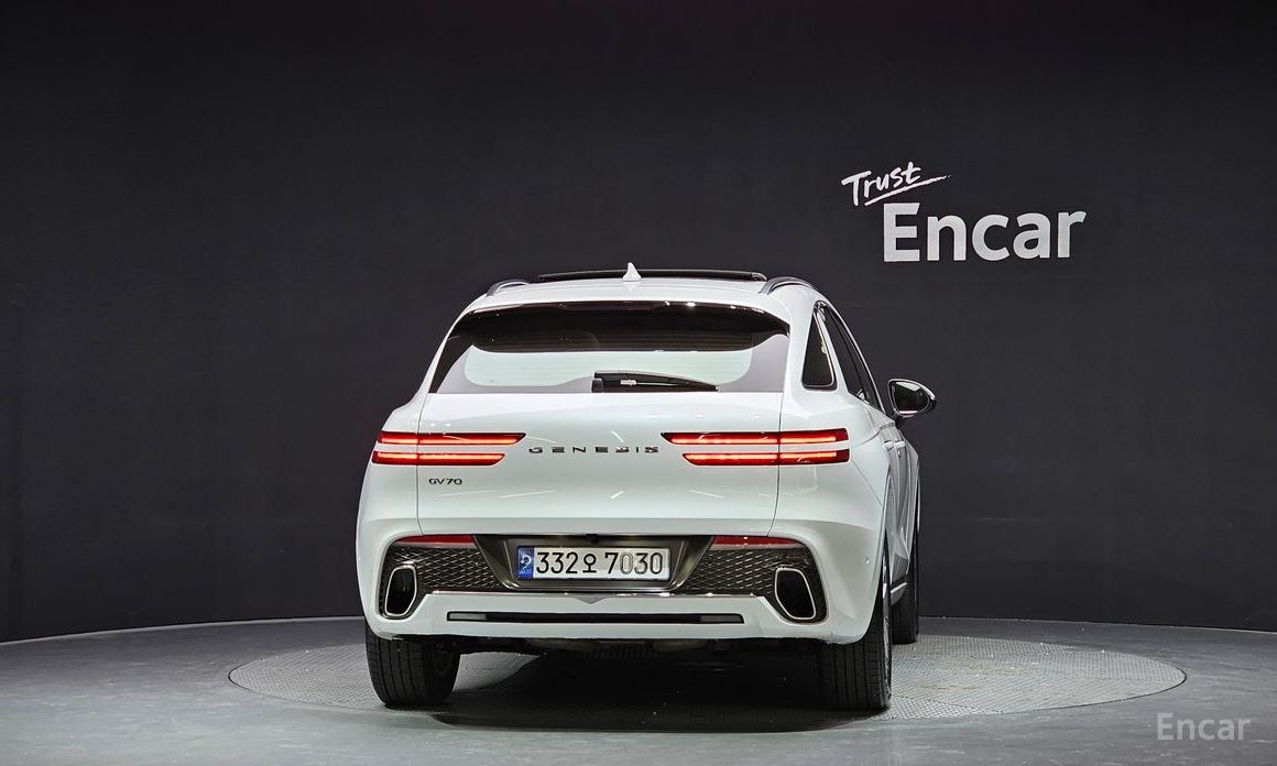  Genesis GV70