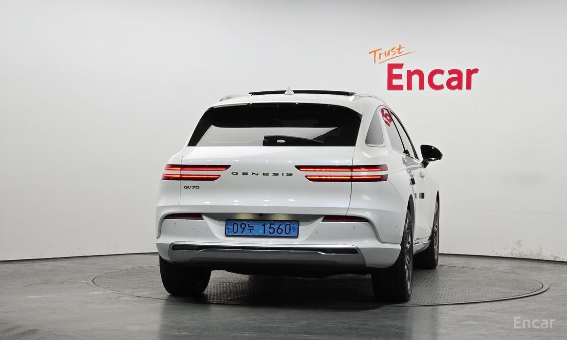  Genesis GV70
