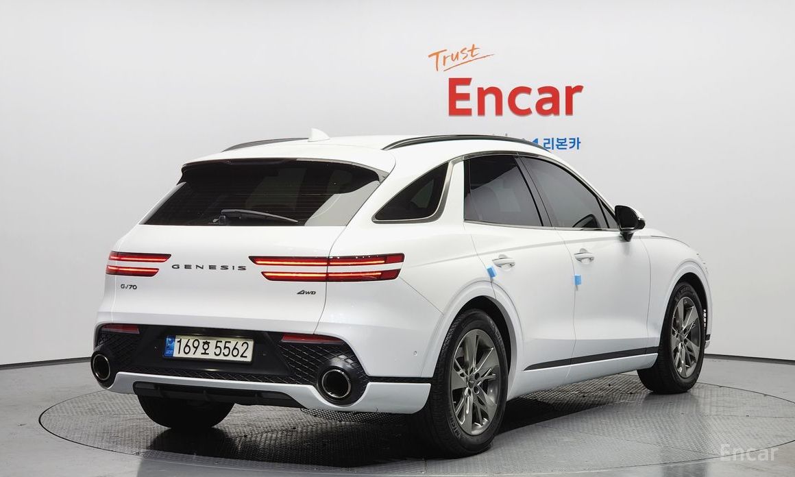  Genesis GV70