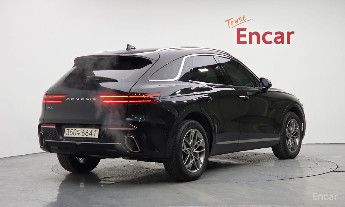  Genesis GV70