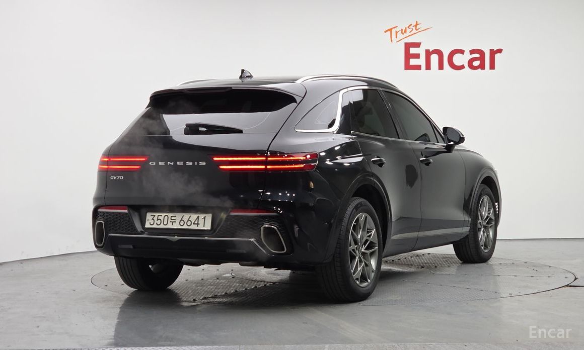  Genesis GV70