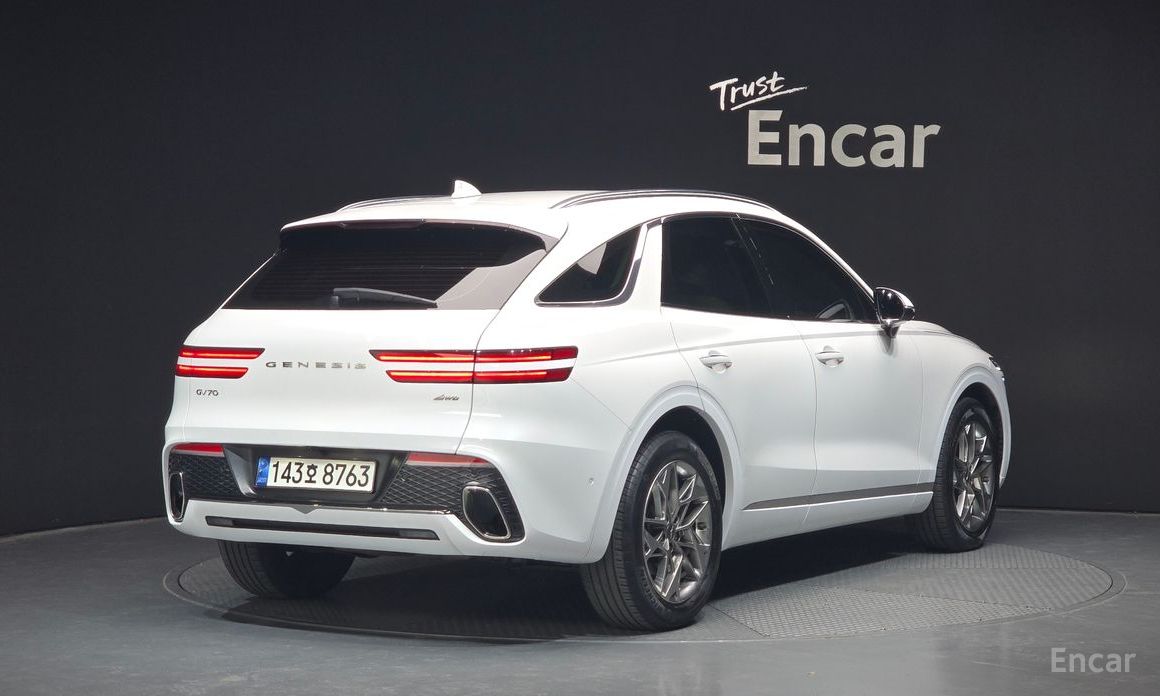  Genesis GV70