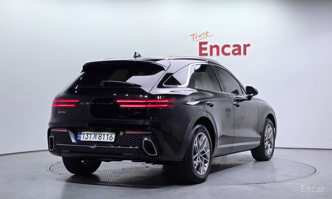  Genesis GV70